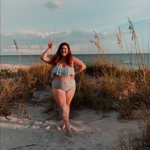 Meet your Posher, Abigail